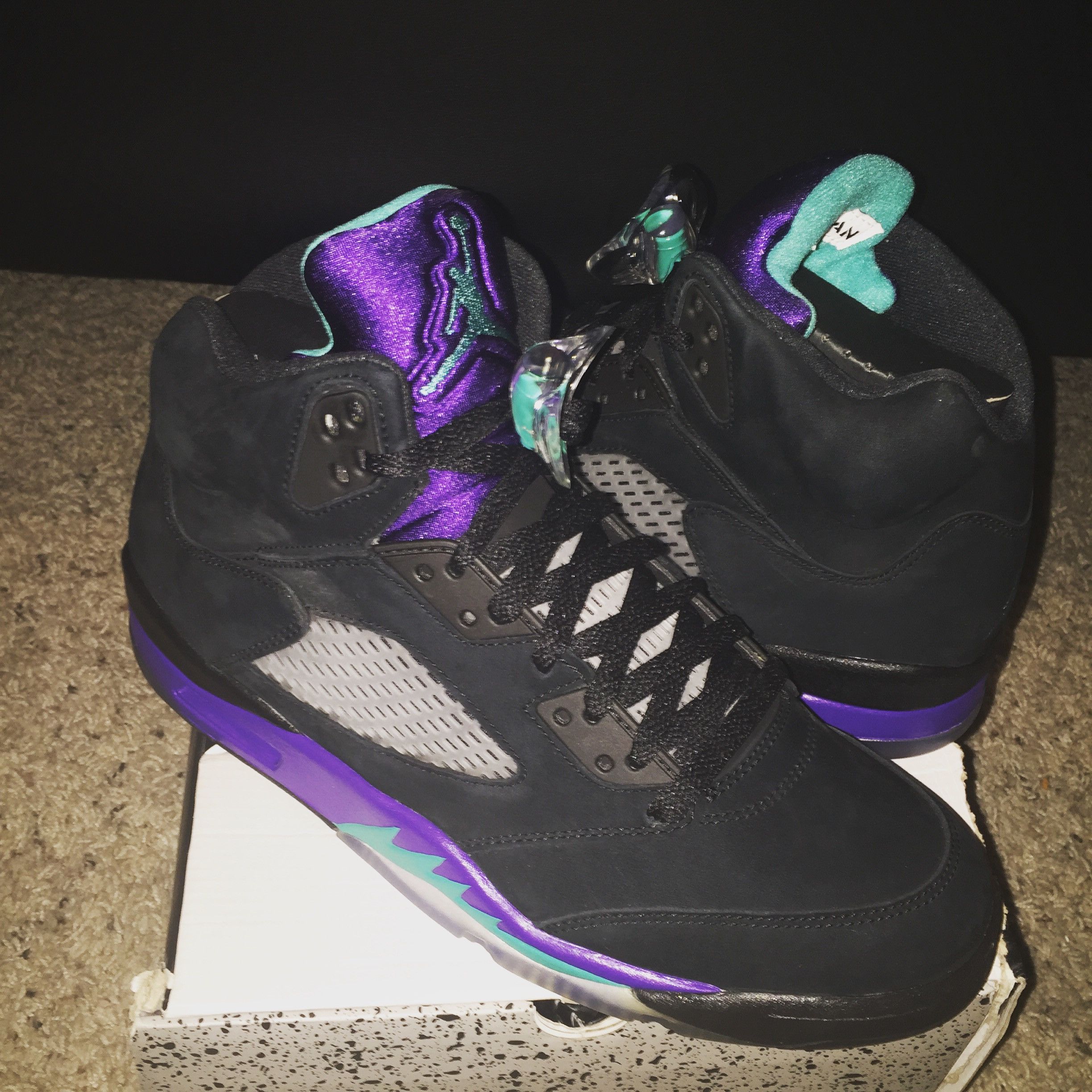 Air Jordan 5 Retro 'Black Grape' - 136027-007 - Size 11.5