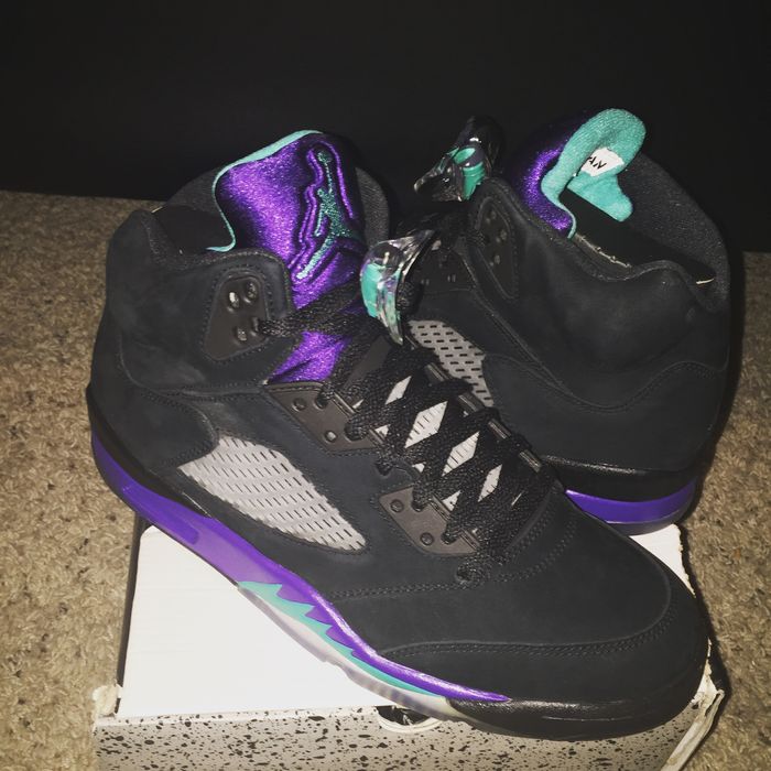 Jordan retro outlet 5 black grape