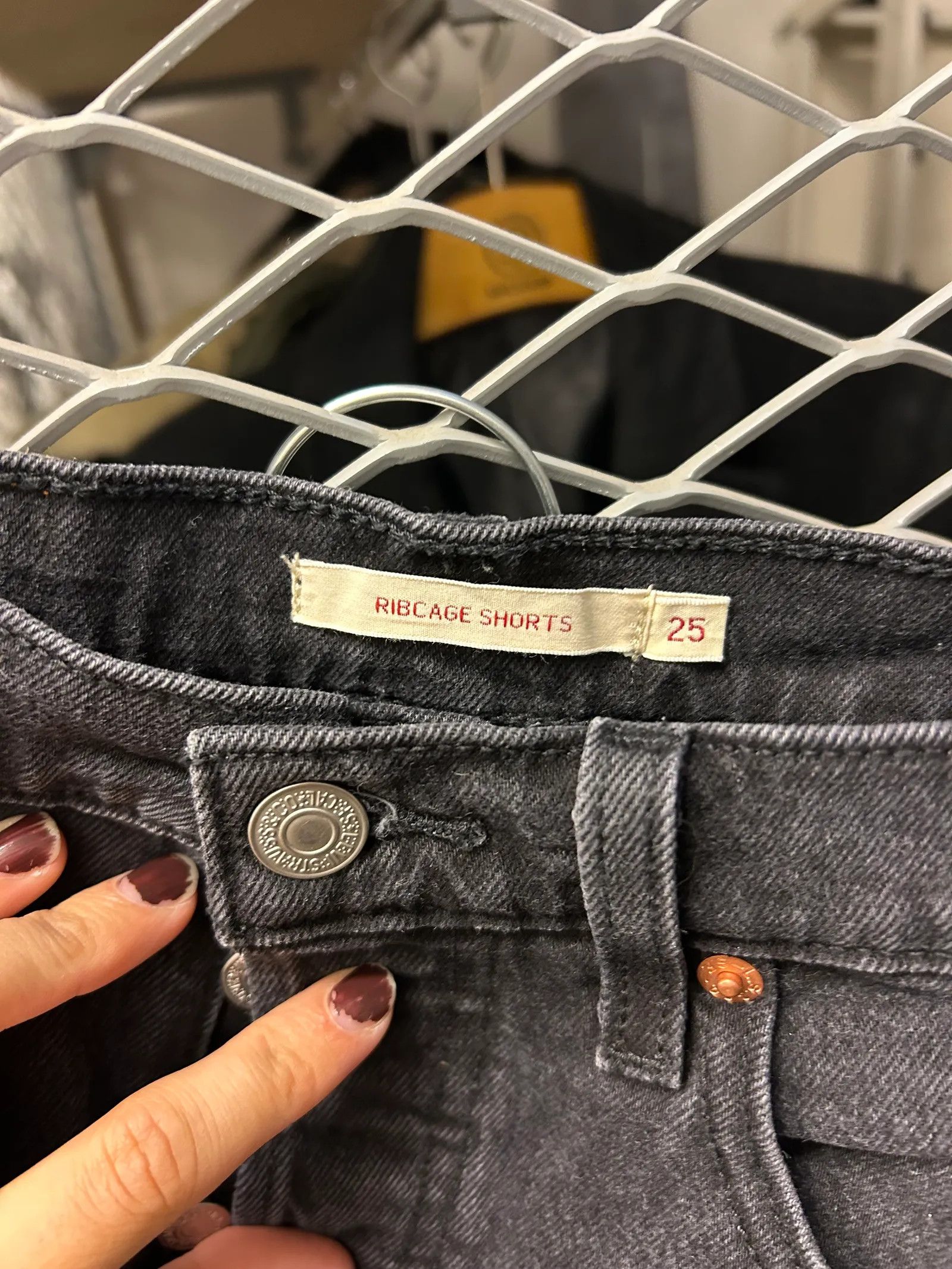 Levi's Levi's Shorts Size 25" / US 0 / IT 36 - 2 Thumbnail