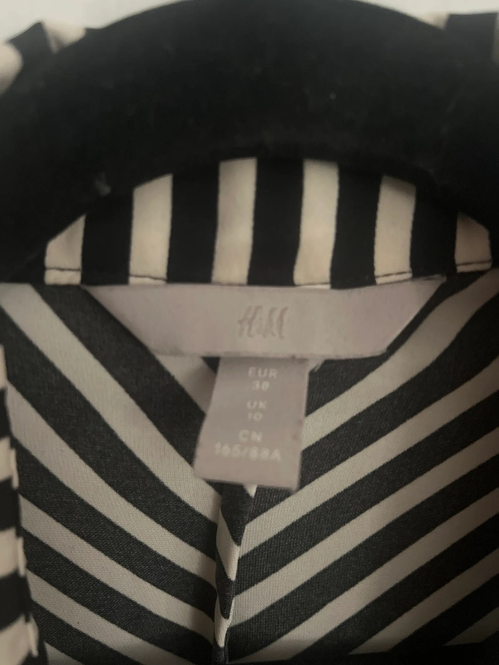 H&M H&M Dress Size S / US 4 / IT 40 - 2 Thumbnail