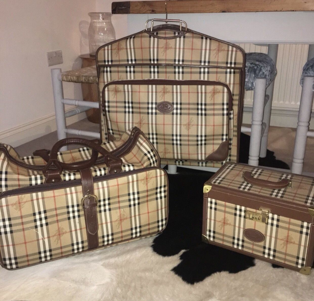 Burberry luggage set sale