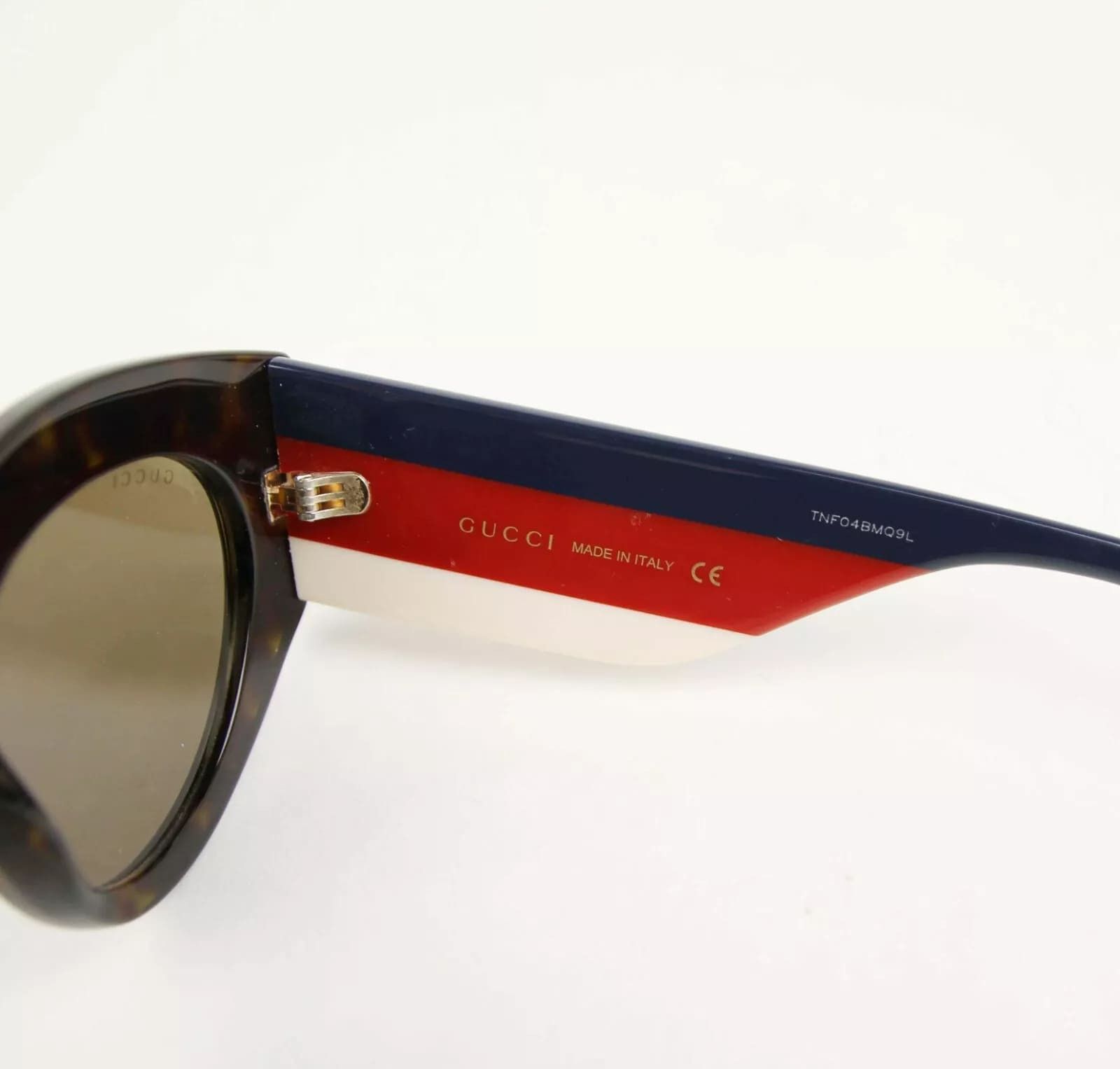 Gucci★素敵！Havana Cat Eye Acetate Sunglasses W/Sylvie Web Gucci Havana Oversized Cat Eye Acetate Sylvie Web Sunglasses