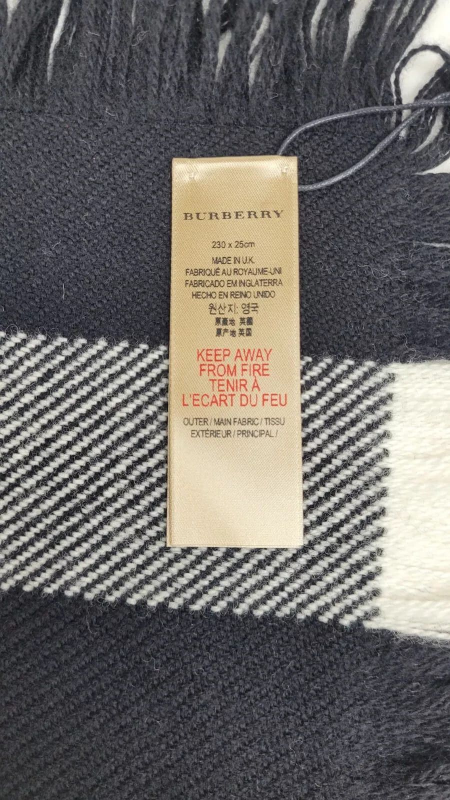 Burberry Black Half Mega Fashion Check Fringe Wool Scarf Size ONE SIZE - 6 Thumbnail
