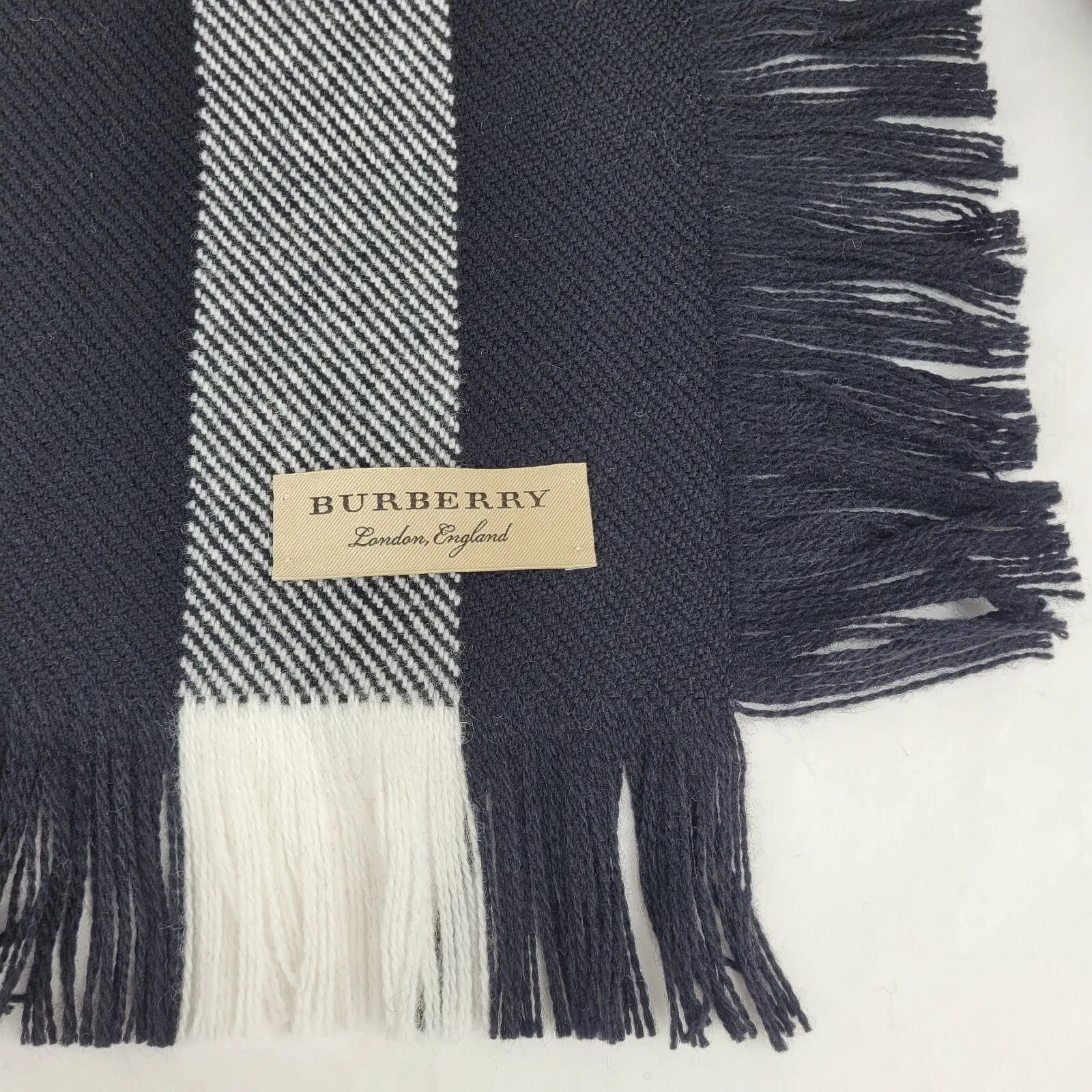 Burberry Black Half Mega Fashion Check Fringe Wool Scarf Size ONE SIZE - 5 Thumbnail