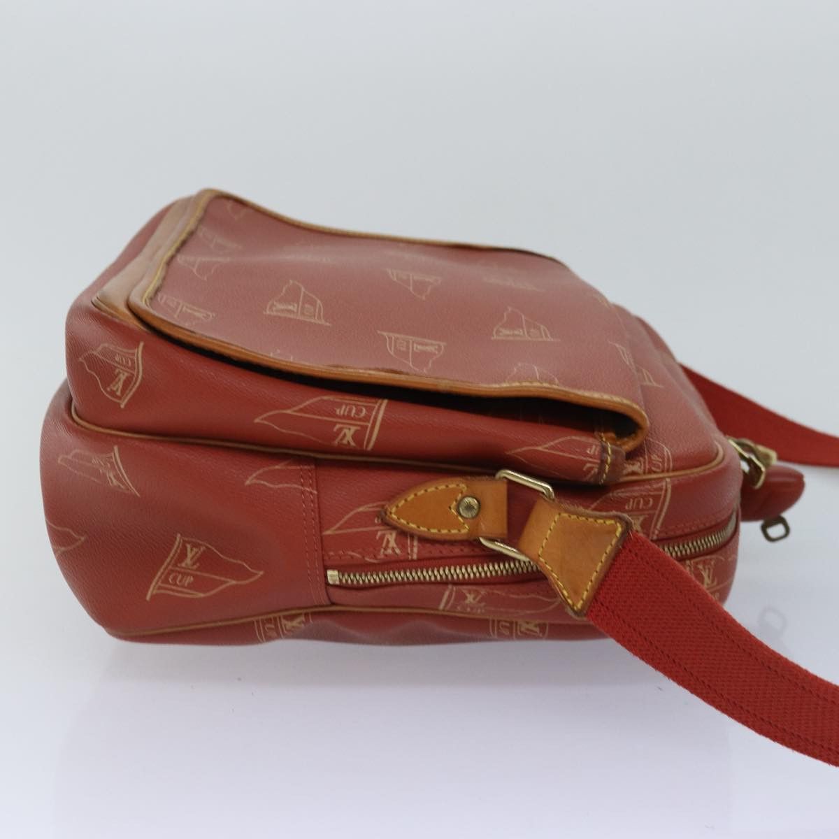 Louis Vuitton America's Cup Red Canvas Shoulder Bag (Pre-Owned) Size ONE SIZE - 16 Thumbnail