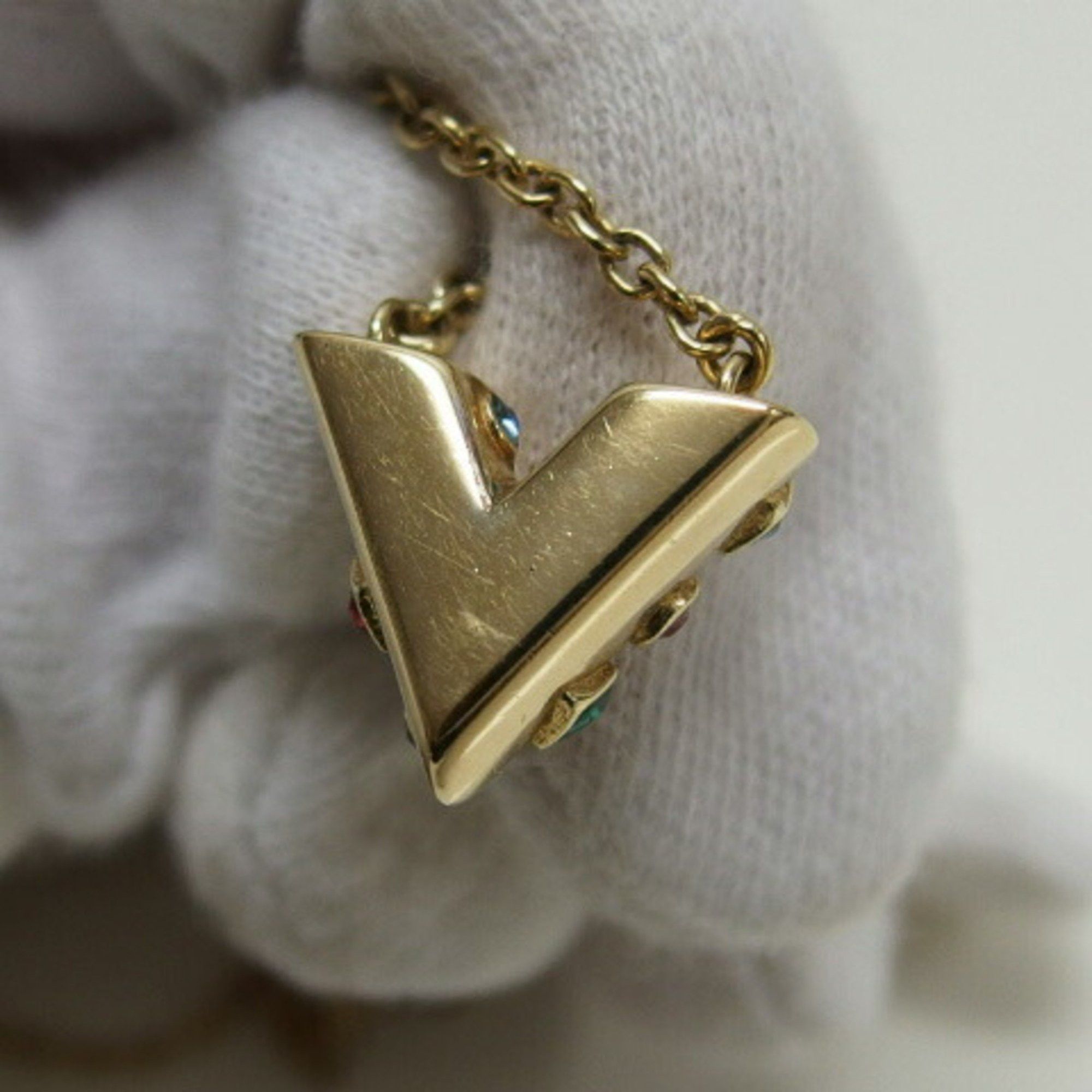 Louis Vuitton Louis Vuitton Collier Essential V Planet Necklace Gold Size ONE SIZE - 10 Thumbnail