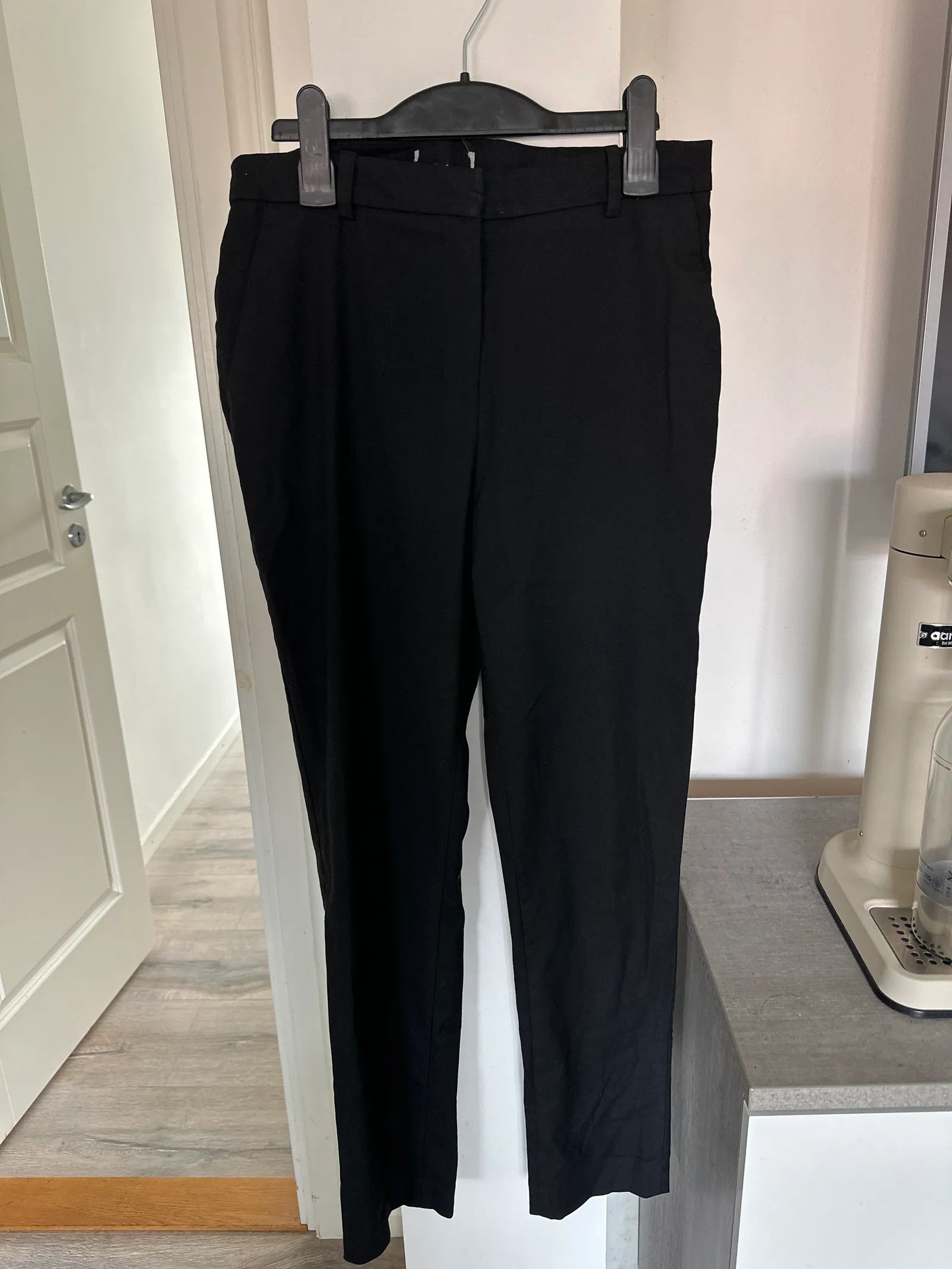 H&M H&M Pants Size 26" / US 2 / IT 38 - 2 Thumbnail
