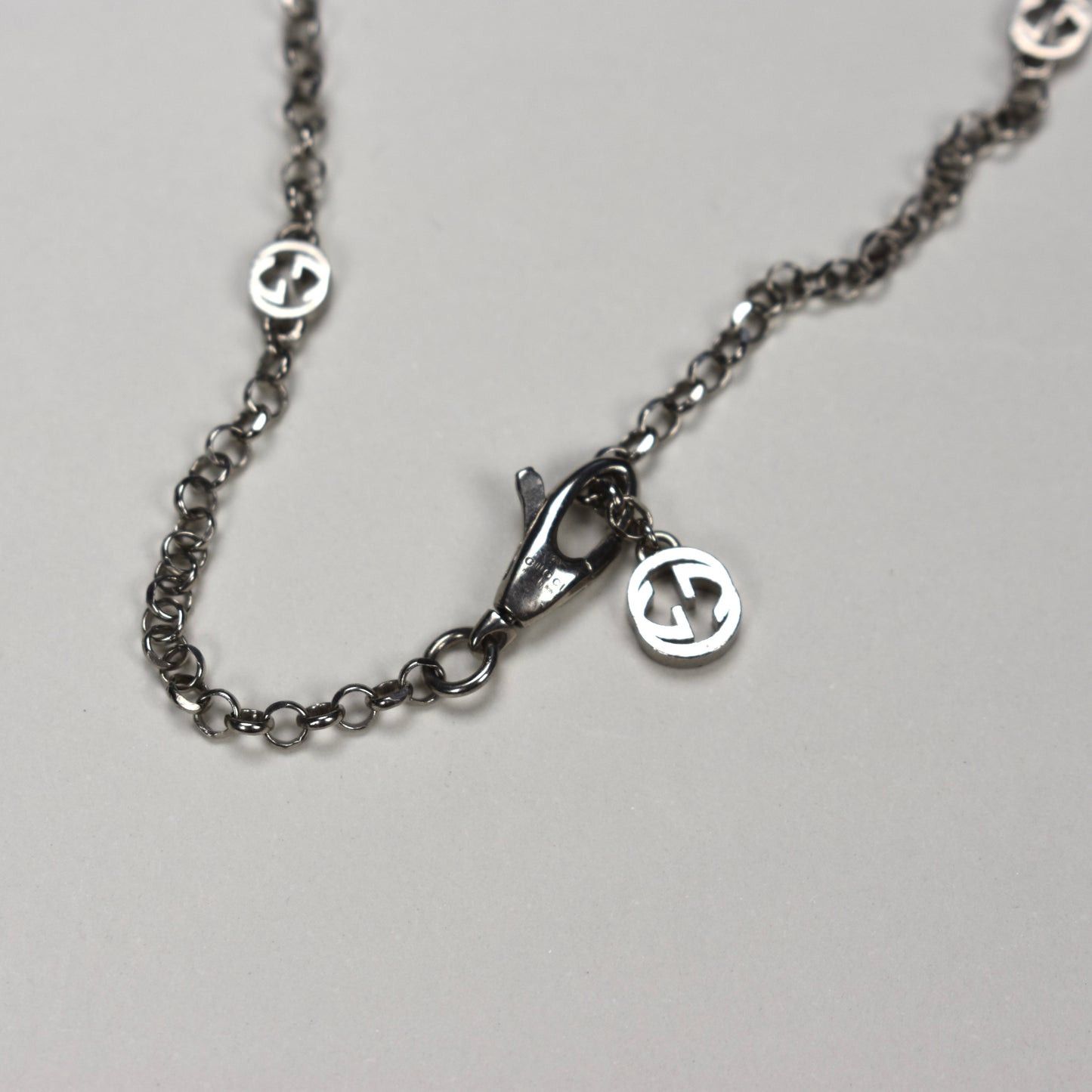 Gucci Gucci .925 Silver Interlocking GG Logo Pendant Chain Necklace Size ONE SIZE - 8 Thumbnail