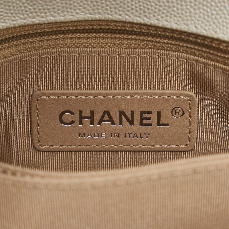 Chanel Chanel Chanel Chevron V-Stitch Coco Handle Caviar Skin Handbag Leather Handbag 28 in Great Condition Size ONE SIZE - 8 Thumbnail
