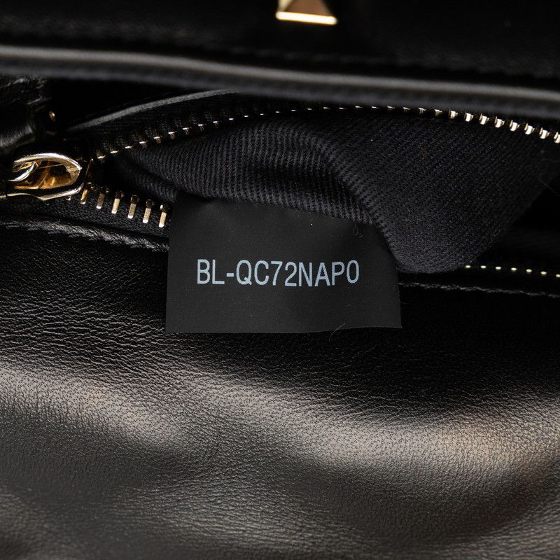 Valentino Valentino Valentino Leather Candy Studs Chain Shoulder Bag Leather Crossbody Bag in Very Good Condition Size ONE SIZE - 8 Thumbnail