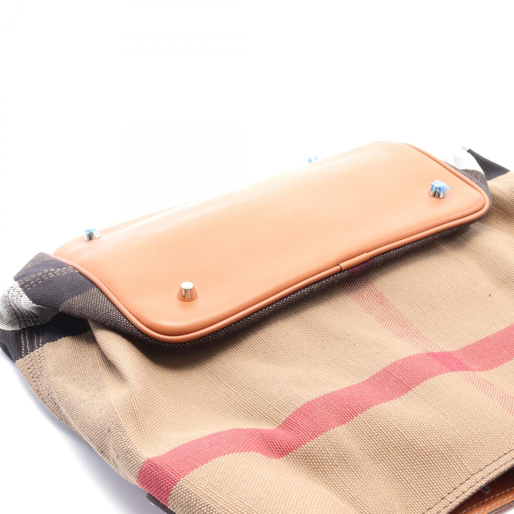 Burberry Burberry The Medium Ashby Canvas Shoulder Bag 3945728 in Great Condition Size ONE SIZE - 5 Thumbnail