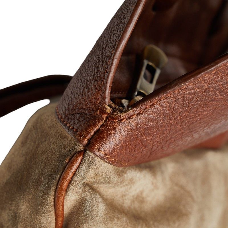 Burberry Burberry Burberry Suede Leather Tote Bag Leather Tote Bag in Good Condition Size ONE SIZE - 8 Thumbnail