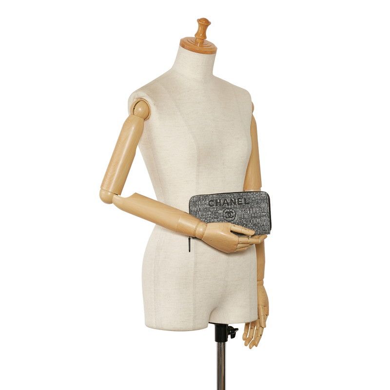 Chanel Chanel Chanel Tweed Coco Mark Deauville Zip Around Long Wallet Canvas Long Wallet in Great Condition Size ONE SIZE - 12 Thumbnail