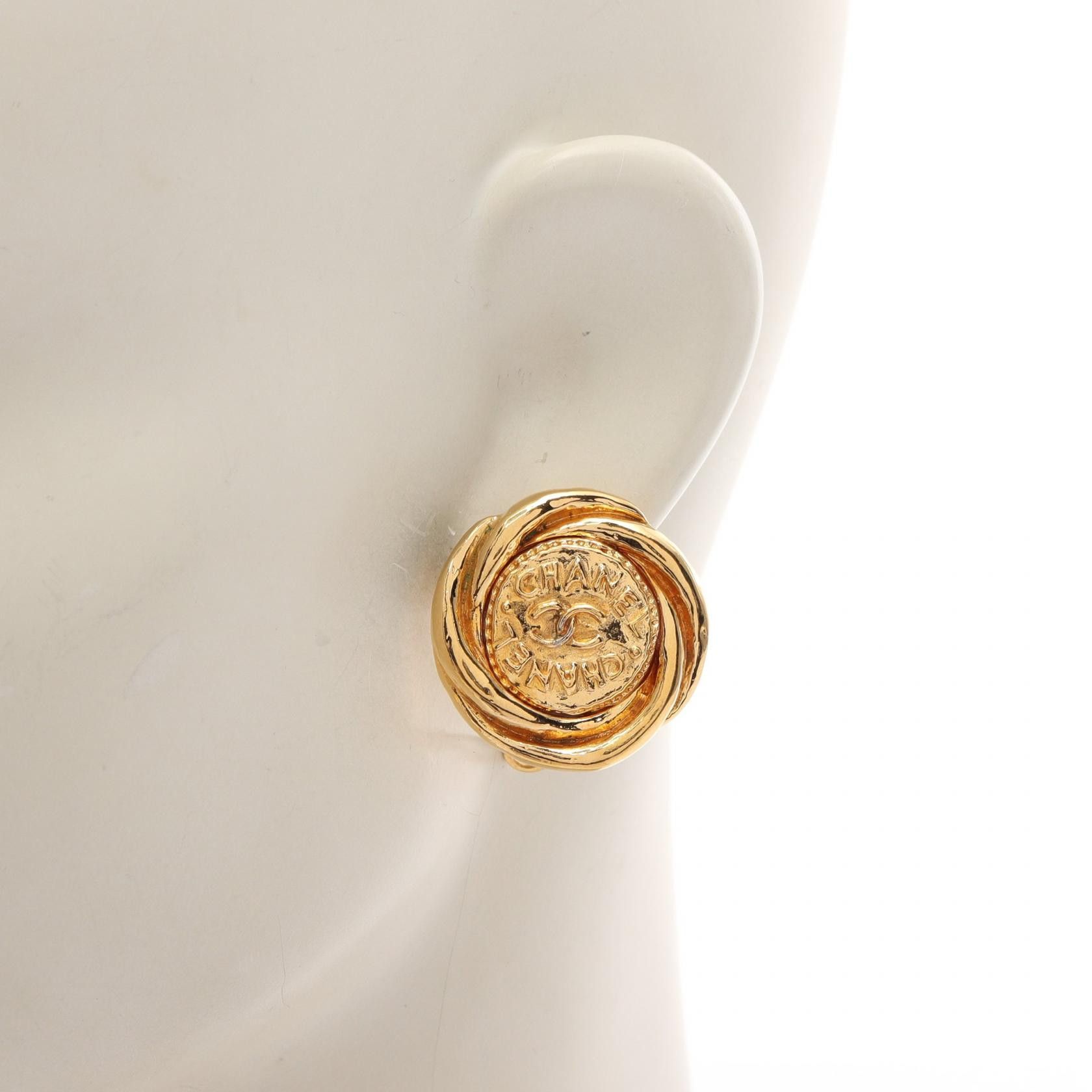 Chanel Chanel CC Clip On Earrings Metal Earrings 93P in Very Good Condition Size ONE SIZE - 4 Thumbnail