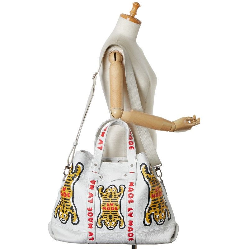 Louis Vuitton Louis Vuitton Louis Vuitton NIGO Collaboration Leather Trolley Tote Bag M59366 Leather Tote Bag M59366 in Very Good Condition Size ONE SIZE - 13 Thumbnail