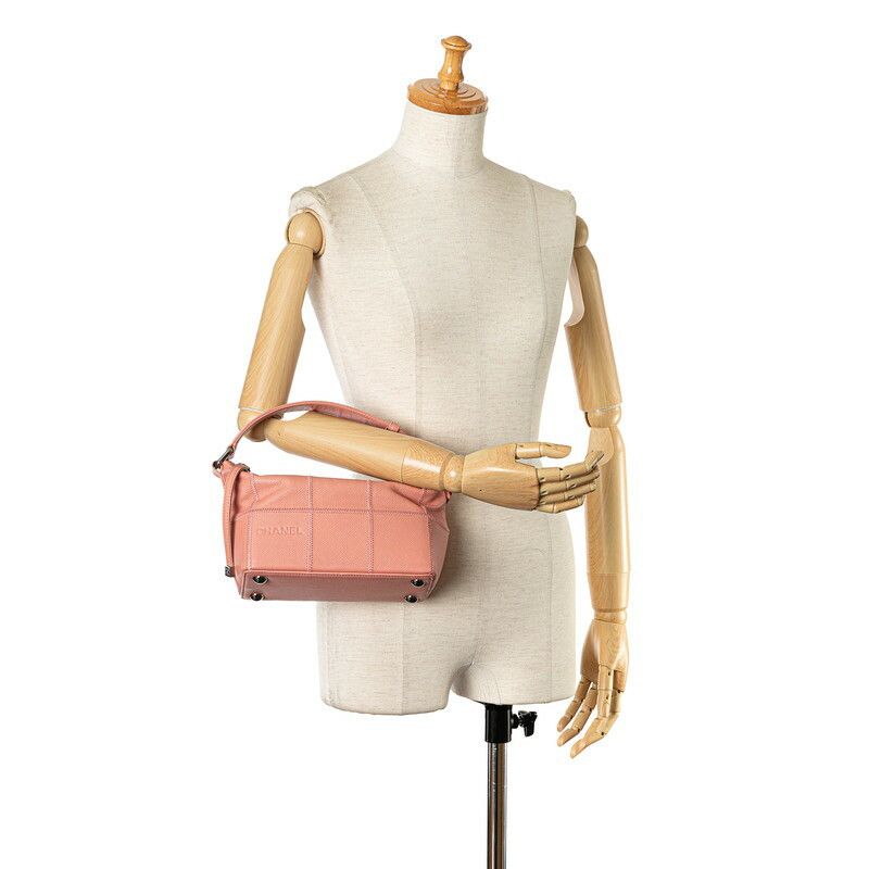 Chanel Chanel Chanel Lambskin Chocobar One Shoulder Bag Pink Leather Shoulder Bag in Very Good Condition Size ONE SIZE - 9 Thumbnail