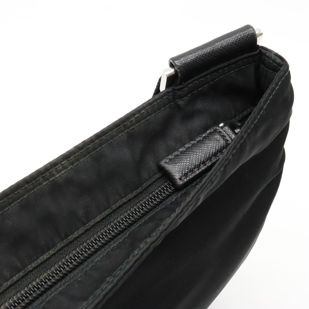 Prada Prada Prada Nylon/Leather Shoulder Bag VA0563 Canvas Crossbody Bag VA0563 in Very Good Condition Size ONE SIZE - 6 Thumbnail