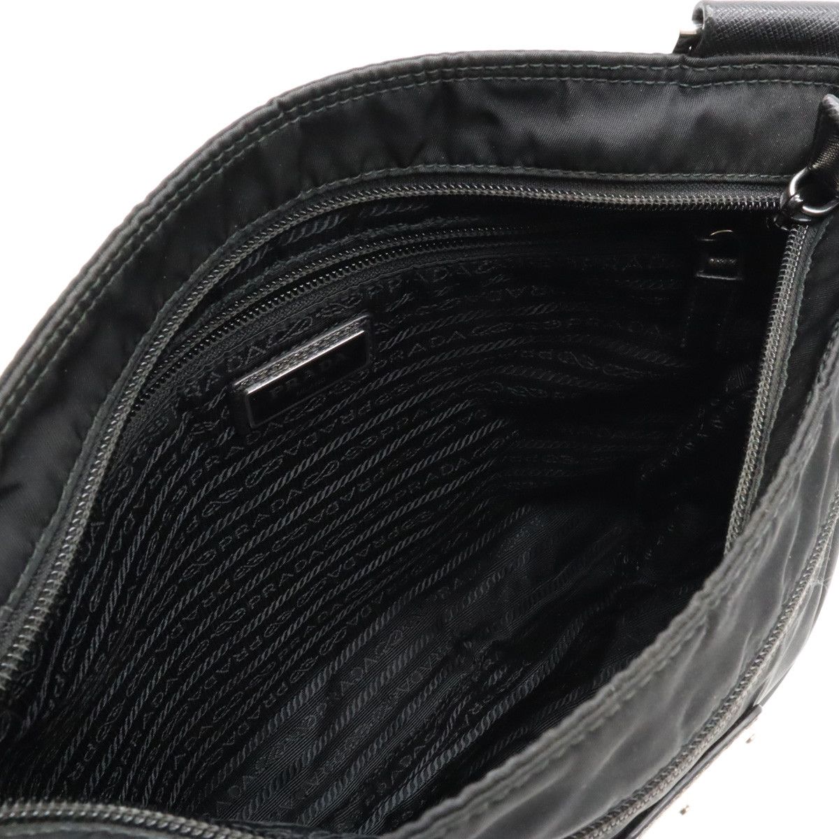 Prada Prada Prada Nylon/Leather Shoulder Bag VA0563 Canvas Crossbody Bag VA0563 in Very Good Condition Size ONE SIZE - 5 Thumbnail