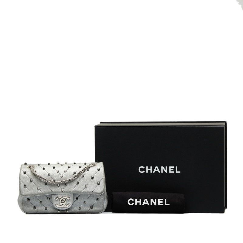 Chanel Chanel Chanel V-Stitch Coco Mark Studs Chain Shoulder Bag Leather Leather Shoulder Bag 24 in Very Good Condition Size ONE SIZE - 8 Thumbnail