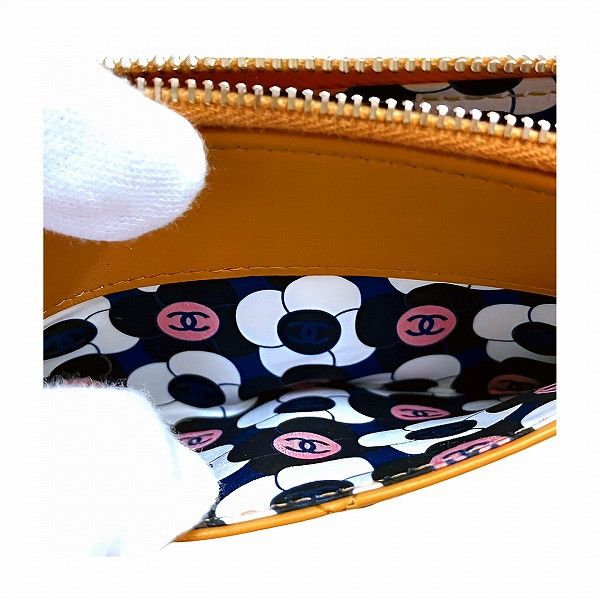 Chanel Chanel Chanel Matelasse Lambskin Zip Coin Case Wallet Leather Short Wallet in Great Condition Size ONE SIZE - 5 Thumbnail