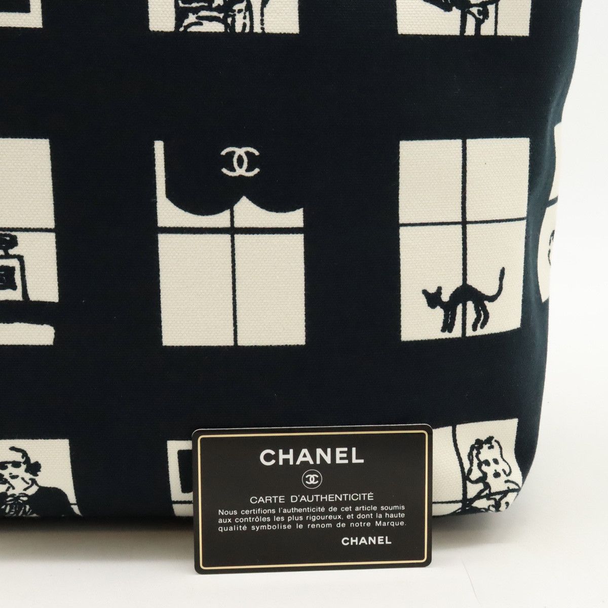 Chanel Chanel Chanel Canvas Windows Line Coco Mark Tote Bag Canvas Tote Bag in Great Condition Size ONE SIZE - 9 Thumbnail
