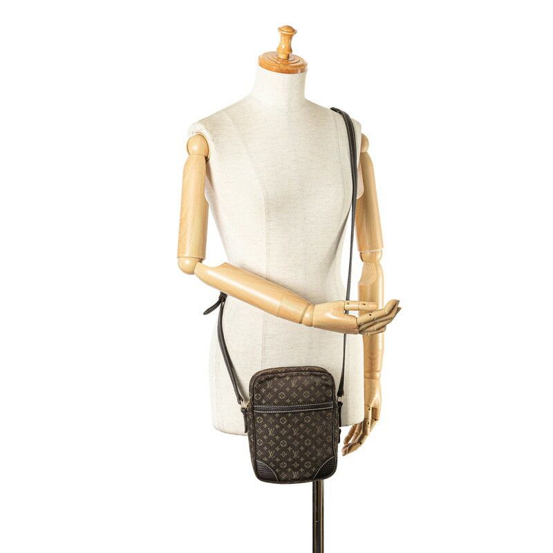 Louis Vuitton Louis Vuitton Louis Vuitton Monogram Mini Lin Danube Canvas Leather Shoulder Bag M95228 Canvas Crossbody Bag M95228 in Very Good Condition Size ONE SIZE - 10 Thumbnail