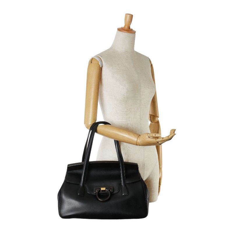 Salvatore Ferragamo Salvatore Ferragamo Salvatore Ferragamo Leather Gancini Tote Shoulder Bag Leather Tote Bag in Very Good Condition Size ONE SIZE - 9 Thumbnail