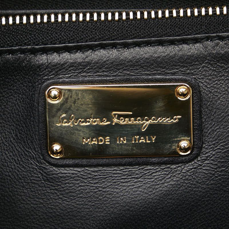 Salvatore Ferragamo Salvatore Ferragamo Salvatore Ferragamo Leather Gancini Tote Shoulder Bag Leather Tote Bag in Very Good Condition Size ONE SIZE - 7 Thumbnail