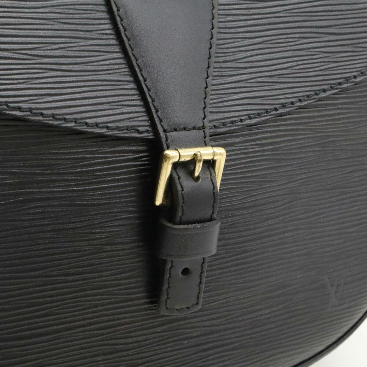 Louis Vuitton Louis Vuitton Louis Vuitton Epi Leather Jeune Fille Shoulder Bag M52152 Leather Crossbody Bag M52152 in Great Condition Size ONE SIZE - 8 Thumbnail