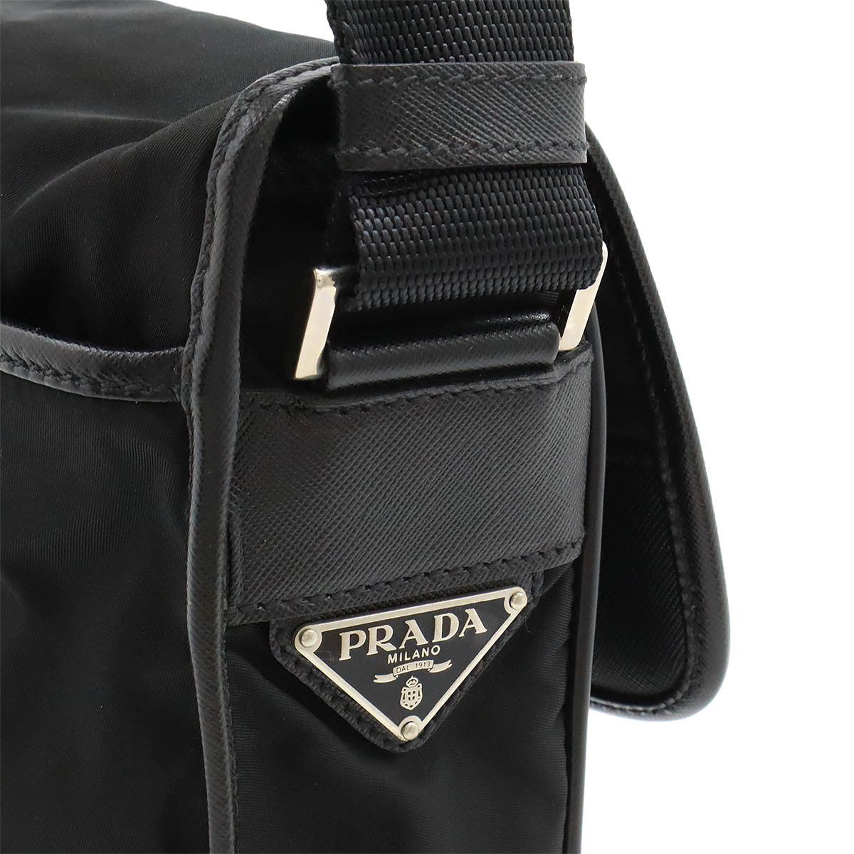 Prada Prada Prada Nylon/Leather Shoulder Bag Pochette V167 Canvas Crossbody Bag V167 in Great Condition Size ONE SIZE - 8 Thumbnail