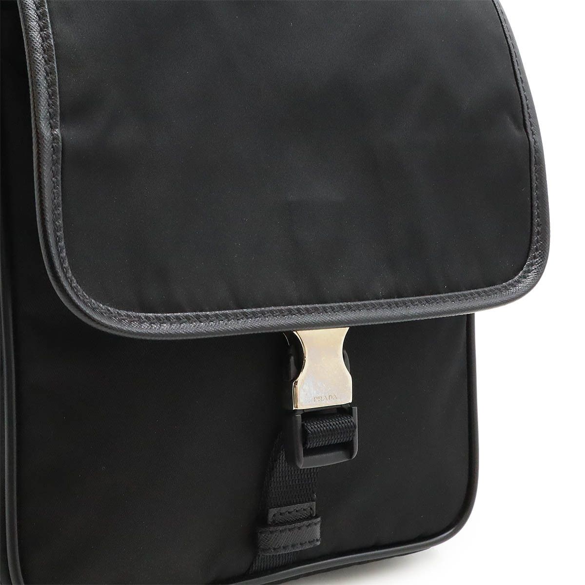 Prada Prada Prada Nylon/Leather Shoulder Bag Pochette V167 Canvas Crossbody Bag V167 in Great Condition Size ONE SIZE - 5 Thumbnail