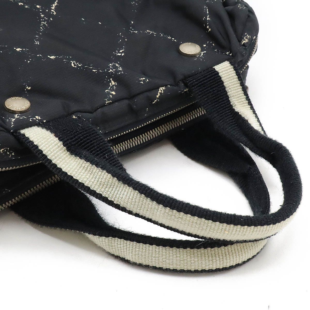 Chanel Chanel Chanel Nylon Mini Boston Bag Handbag Black Red Canvas Handbag in Good Condition Size ONE SIZE - 4 Thumbnail