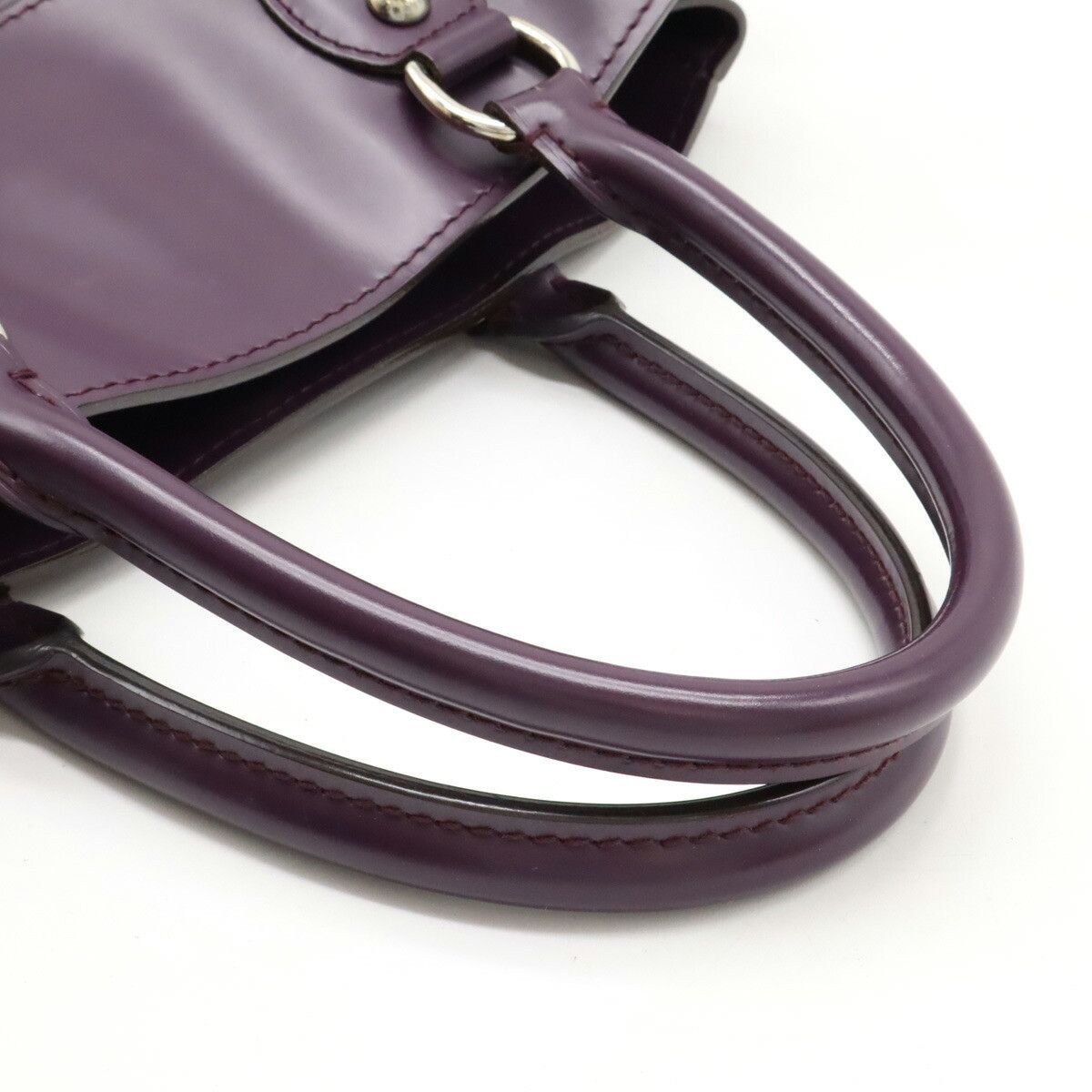 Louis Vuitton Louis Vuitton Louis Vuitton Epi Leather Passy PM Handbag M5926K Leather Handbag M5926K in Very Good Condition Size ONE SIZE - 4 Thumbnail