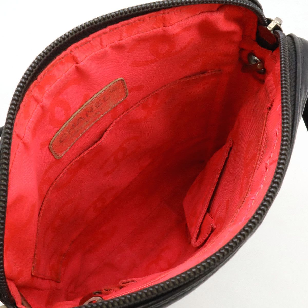 Chanel Chanel Cambon Line Coco Mark Medium Pochette Shoulder Bag A25178 Leather Crossbody Bag A25178 in Very Good Condition
