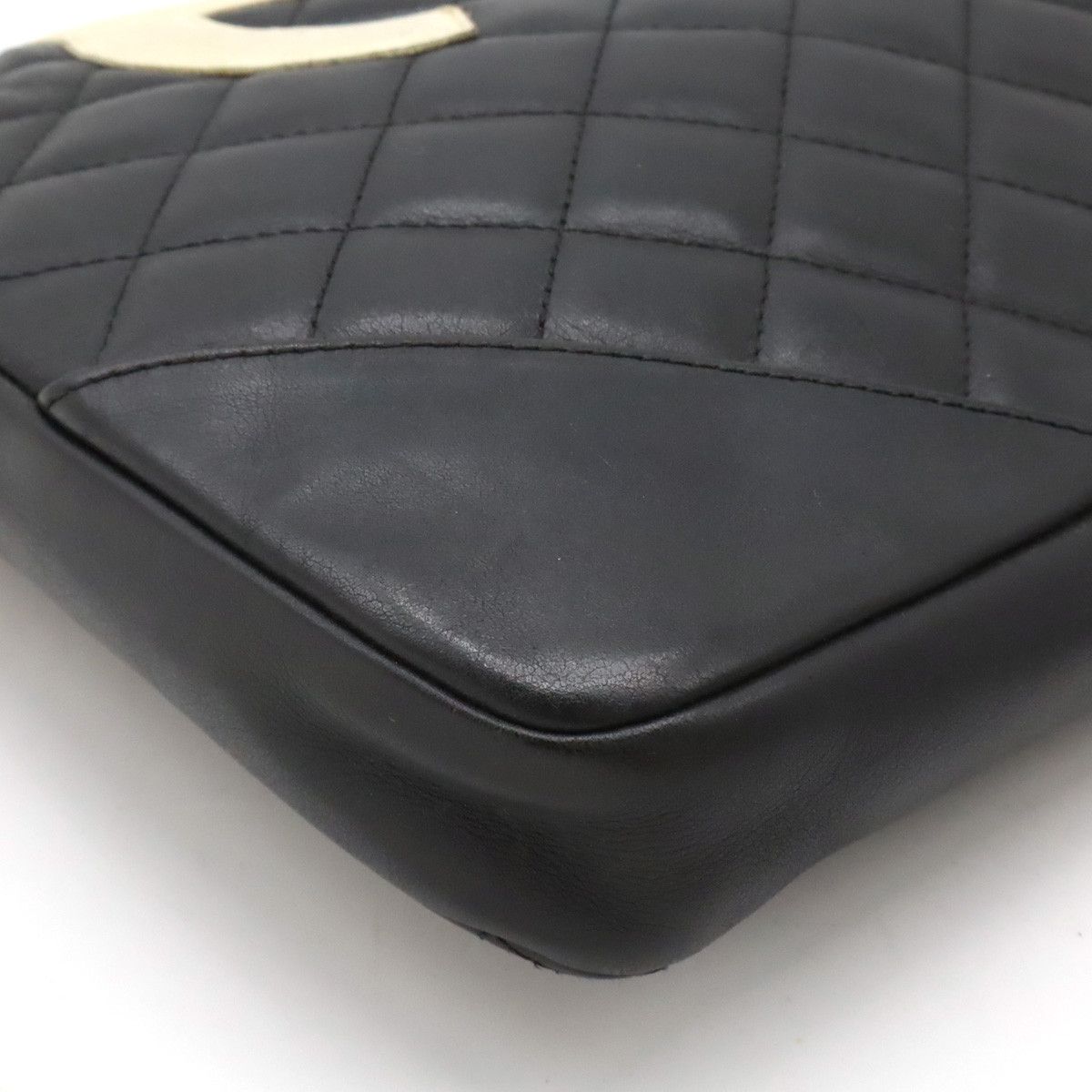 Chanel Chanel Cambon Line Coco Mark Medium Pochette Shoulder Bag A25178 Leather Crossbody Bag A25178 in Very Good Condition