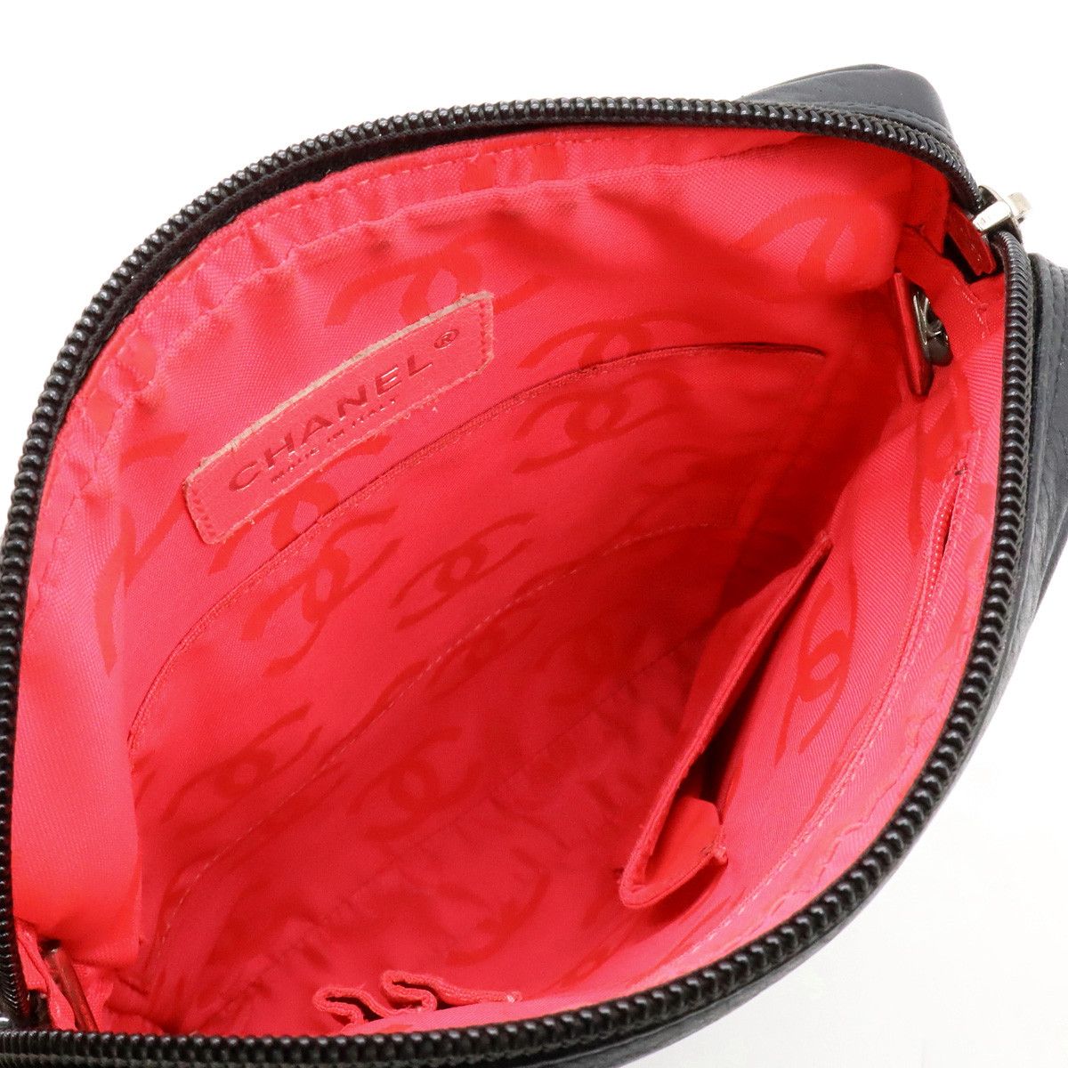 Chanel Chanel Chanel Cambon Line Coco Mark Medium Pochette Shoulder Bag A25178 Leather Crossbody Bag A25178 in Very Good Condition Size ONE SIZE - 5 Thumbnail