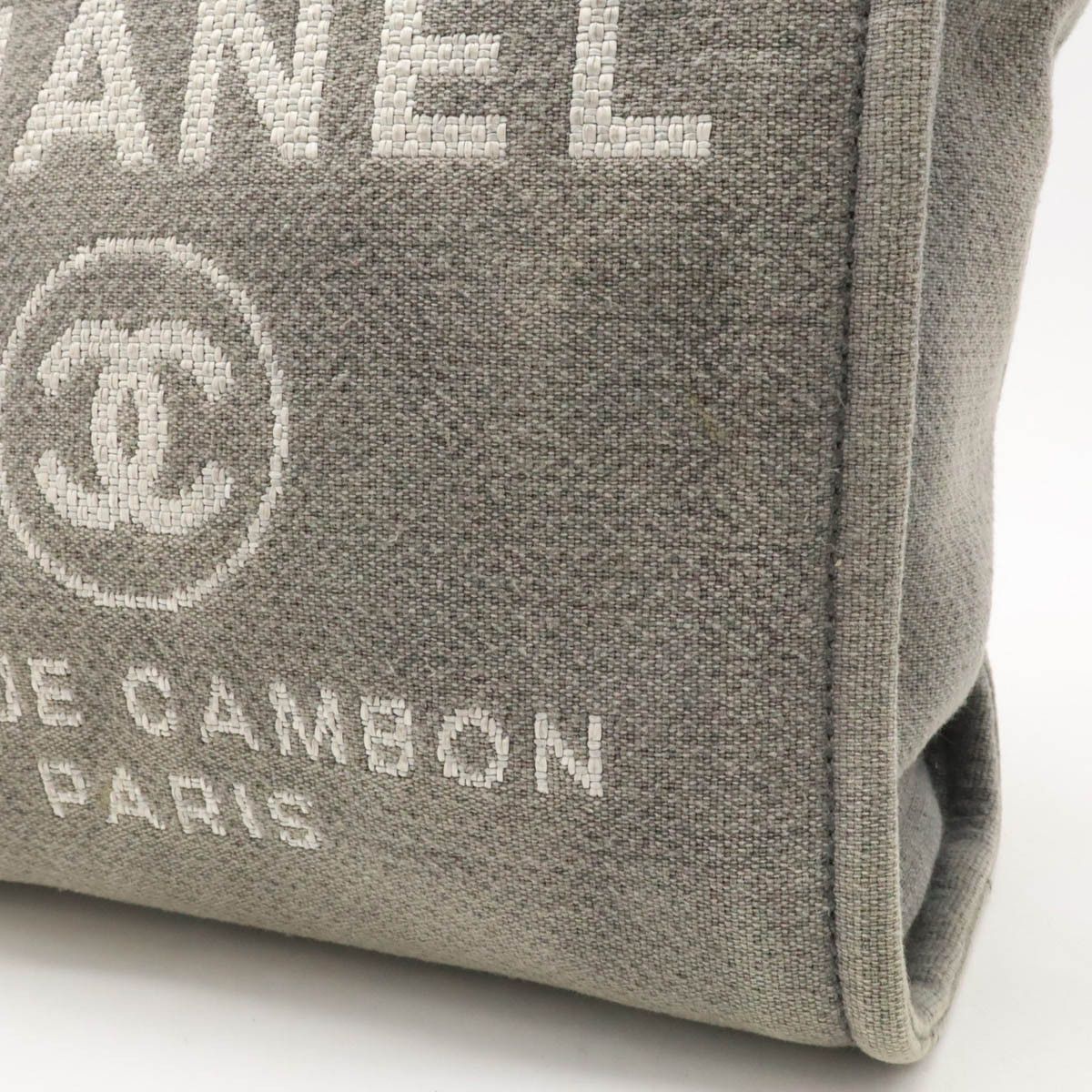 Chanel Chanel Chanel Deauville Canvas/Leather Tote Bag A66939 Canvas Tote Bag A66939 in Very Good Condition Size ONE SIZE - 7 Thumbnail
