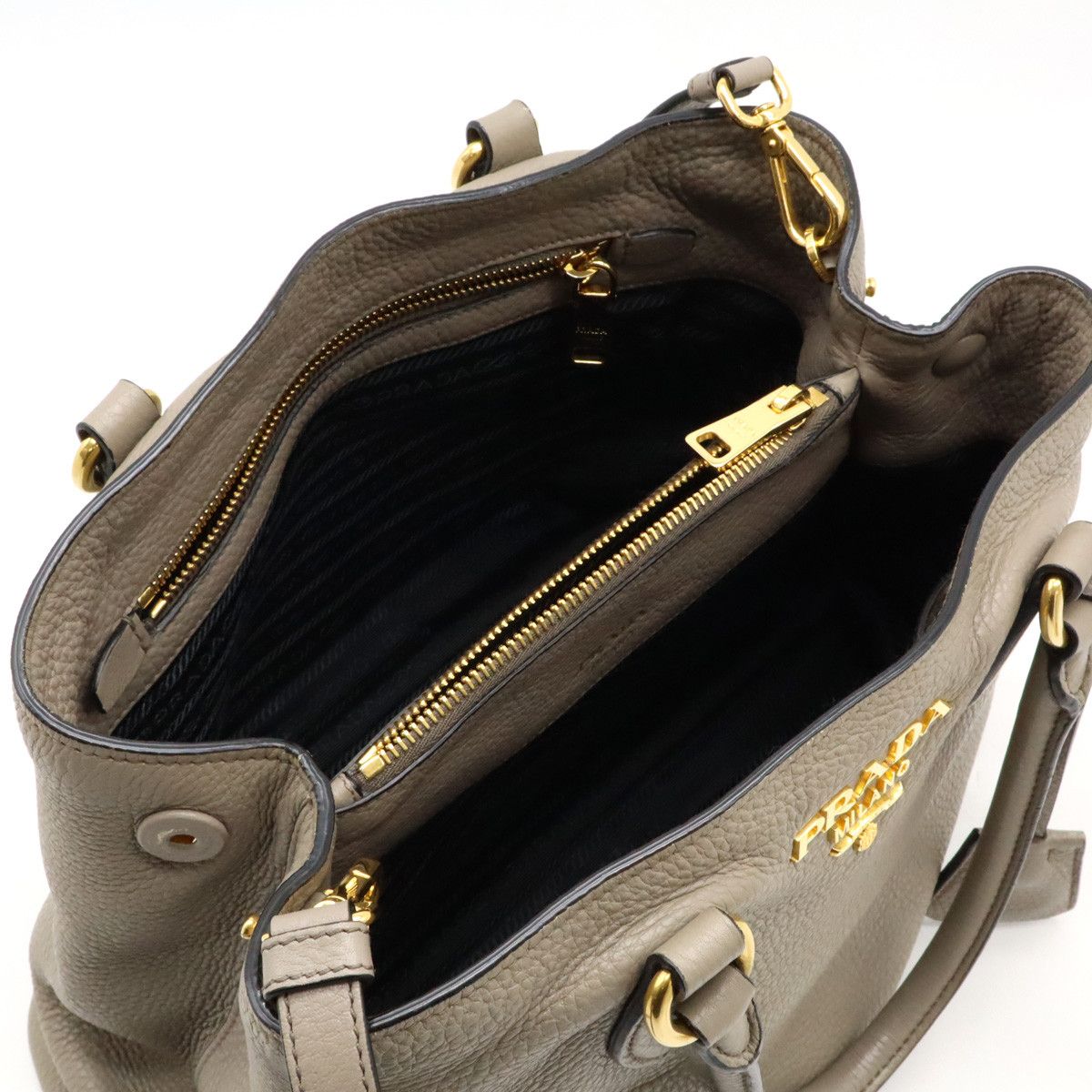 Prada Prada Prada VITELLO PHENIX Leather Handbag 1BA058 Leather Handbag 1BA058 in Great Condition Size ONE SIZE - 5 Thumbnail