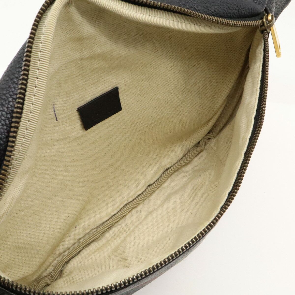 Gucci Gucci Gucci Leather Print Belt Bag Waist Pouch 530412 Leather Belt Bag 530412 in Great Condition Size ONE SIZE - 6 Thumbnail