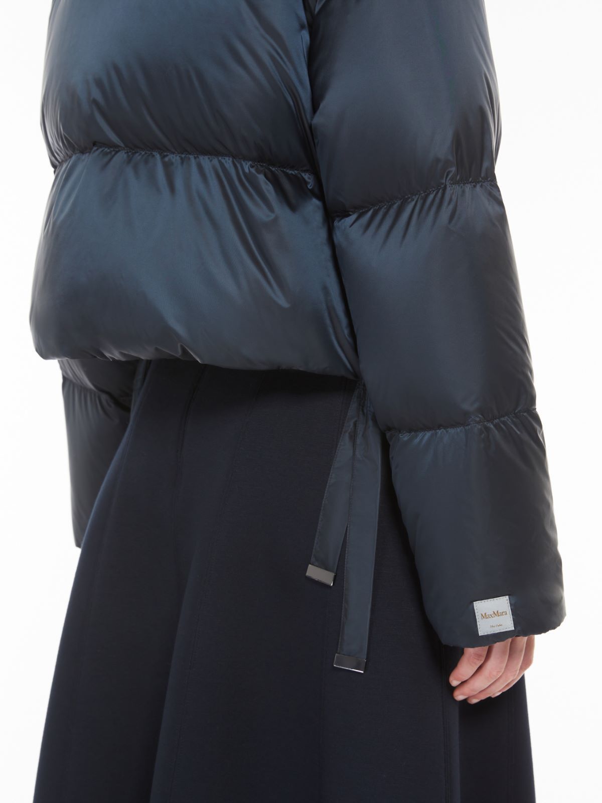 Max Mara Tredi waterproof nylon down short jacket Size XS / US 0-2 / IT 36-38 - 4 Thumbnail