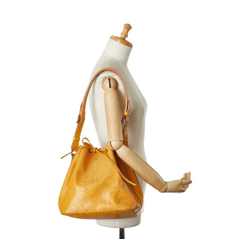 Louis Vuitton Louis Vuitton Louis Vuitton Epi Petit Noe Shoulder Bag Leather Shoulder Bag M44109 Size ONE SIZE - 11 Thumbnail