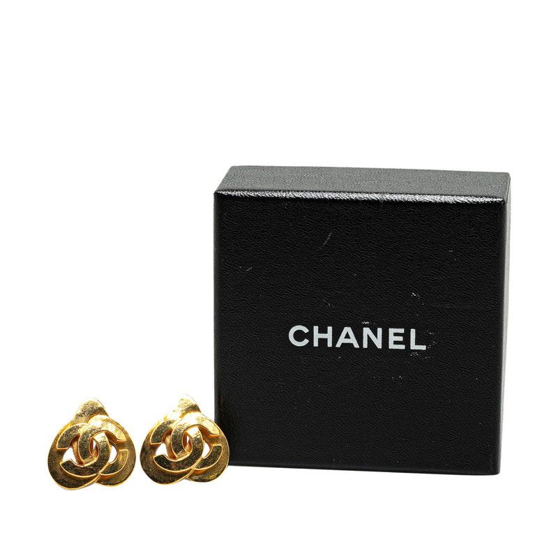 Chanel Chanel Chanel Vintage Coco Mark Heart Motif Clip-On Earrings Gold Metal Earrings in Great Condition Size ONE SIZE - 4 Thumbnail