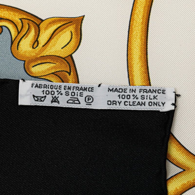 Hermes Hermes Hermes Silk Scarf LES CHEVAUX DES MOGHOLS Canvas Scarf in Great Condition Size ONE SIZE - 6 Thumbnail
