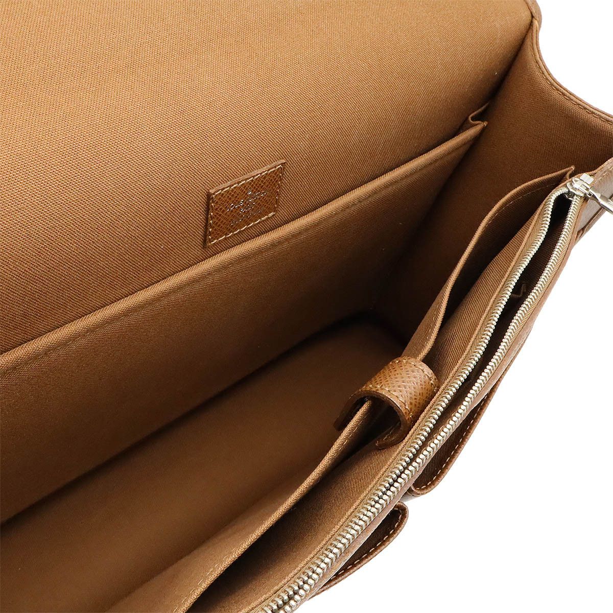 Louis Vuitton Louis Vuitton Louis Vuitton Taiga Anton Briefcase M32619 Leather Business Bag M32619 in Great Condition Size ONE SIZE - 6 Thumbnail