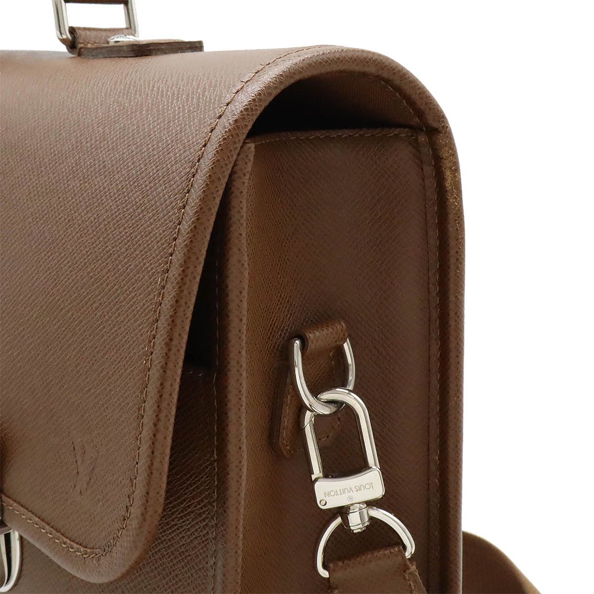 Louis Vuitton Louis Vuitton Louis Vuitton Taiga Anton Briefcase M32619 Leather Business Bag M32619 in Great Condition Size ONE SIZE - 7 Thumbnail