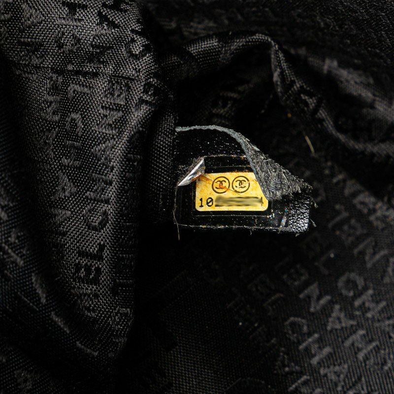 Chanel Chanel Chanel Caviar Skin Chocobar Tote Bag Leather Tote Bag in Very Good Condition Size ONE SIZE - 8 Thumbnail