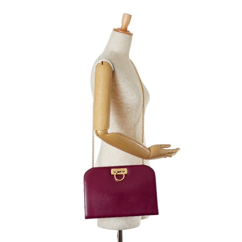 Salvatore Ferragamo Salvatore Ferragamo Salvatore Ferragamo Gancini Leather Chain Shoulder Bag BV-210587 Leather Crossbody Bag BV-210587 in Very Good Condition Size ONE SIZE - 9 Thumbnail