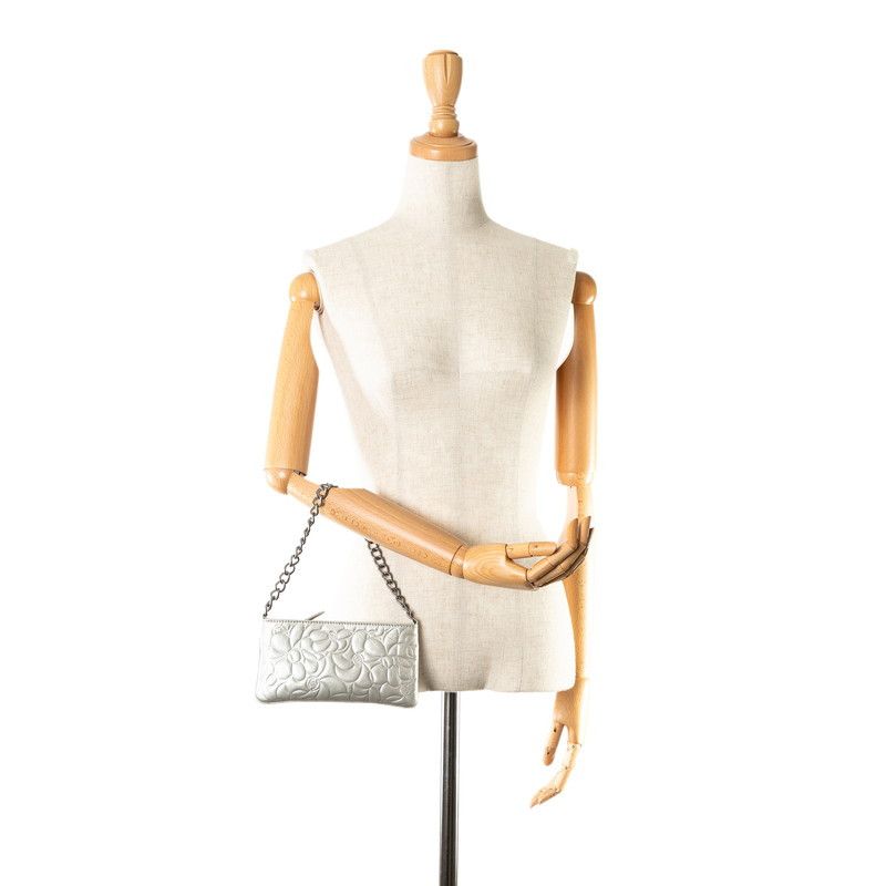 Chanel Chanel Chanel Camellia Chain Leather Handbag Leather Handbag 8番台 in Very Good Condition Size ONE SIZE - 10 Thumbnail