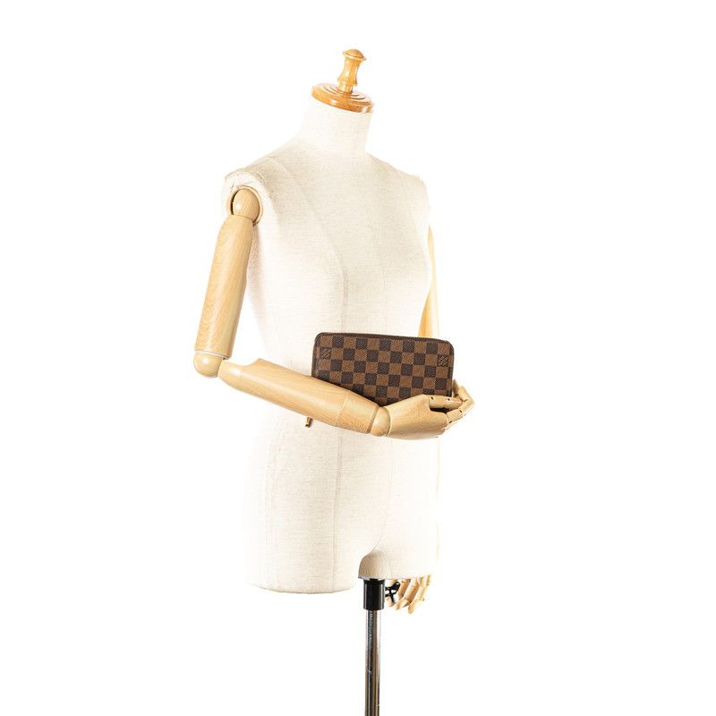 Louis Vuitton Louis Vuitton Louis Vuitton Damier Zippy Wallet N41661 Brown PVC Canvas Long Wallet N41661 in Very Good Condition Size ONE SIZE - 10 Thumbnail