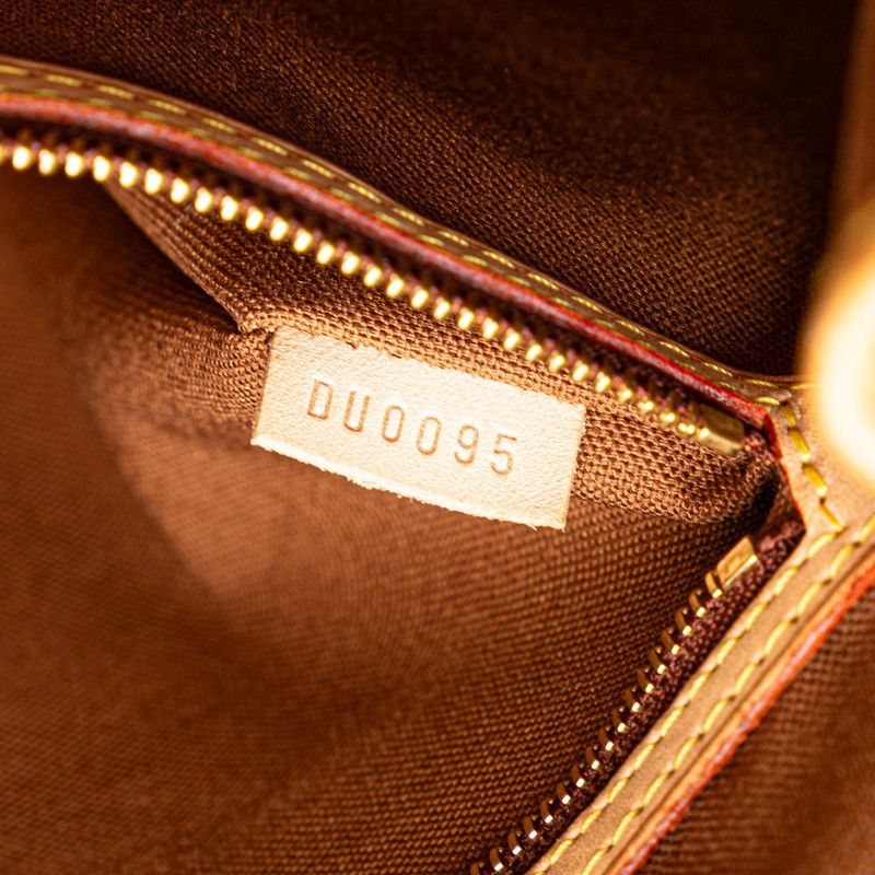 Louis Vuitton Louis Vuitton Louis Vuitton Monogram Batignolles Horizontal Shoulder Bag M51154 Canvas Handbag M51154 in Very Good Condition Size ONE SIZE - 10 Thumbnail